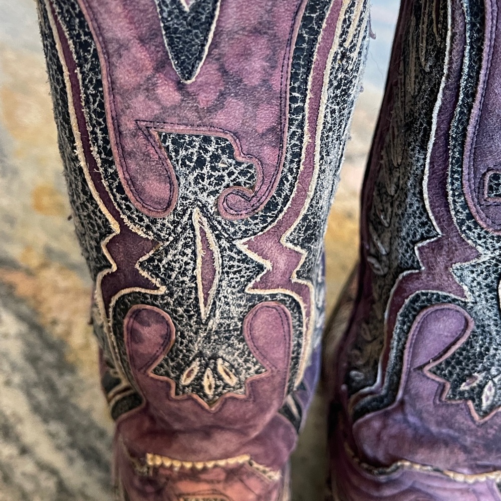 Old Gringo Eagle Elvis Leopardito Boots
13” Pointed Toes Size 9 - Picture 5 of 8